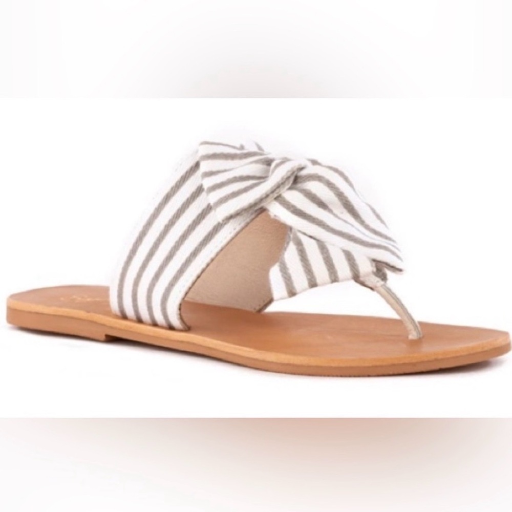 Seychelles Sandals | Grey Striped | Size 10